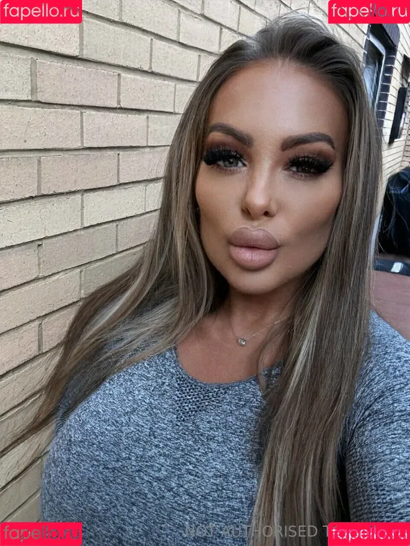 Jema Gilsenan / Princess Levi / levibabestation Onlyfans Photo Gallery 