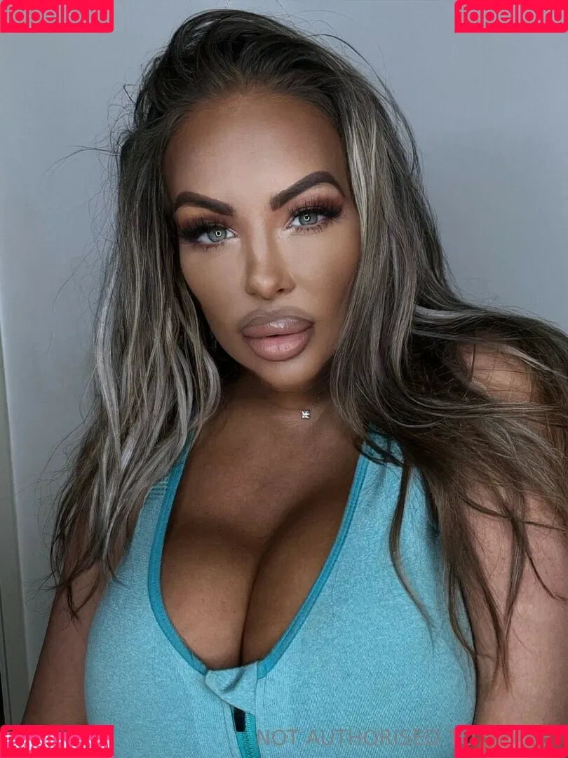 Jema Gilsenan / Princess Levi / levibabestation Onlyfans Photo Gallery 