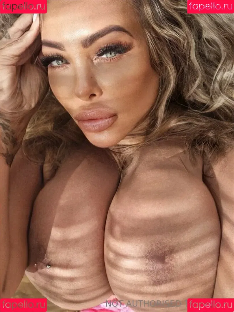 Jema Gilsenan / Princess Levi / levibabestation Onlyfans Photo Gallery 