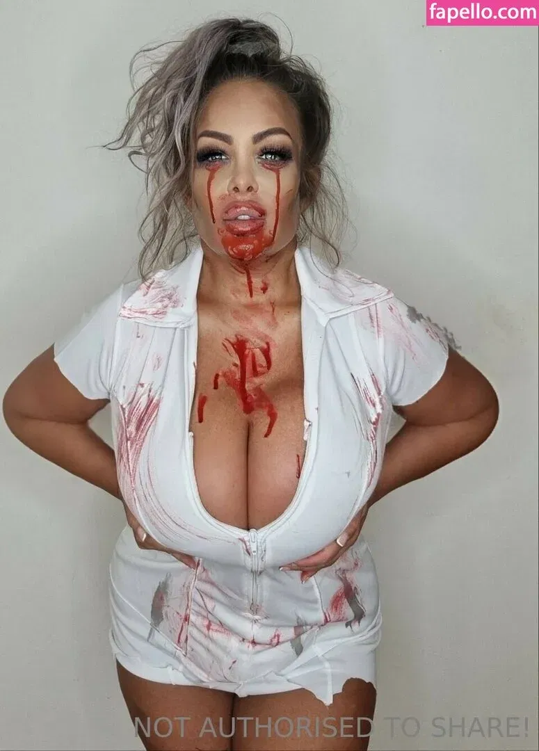 Jema Gilsenan / Princess Levi / levibabestation Onlyfans Photo Gallery 