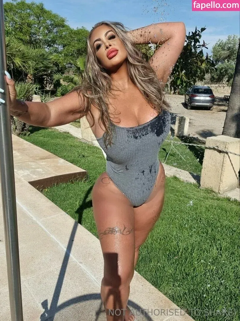 Jema Gilsenan / Princess Levi / levibabestation Onlyfans Photo Gallery 