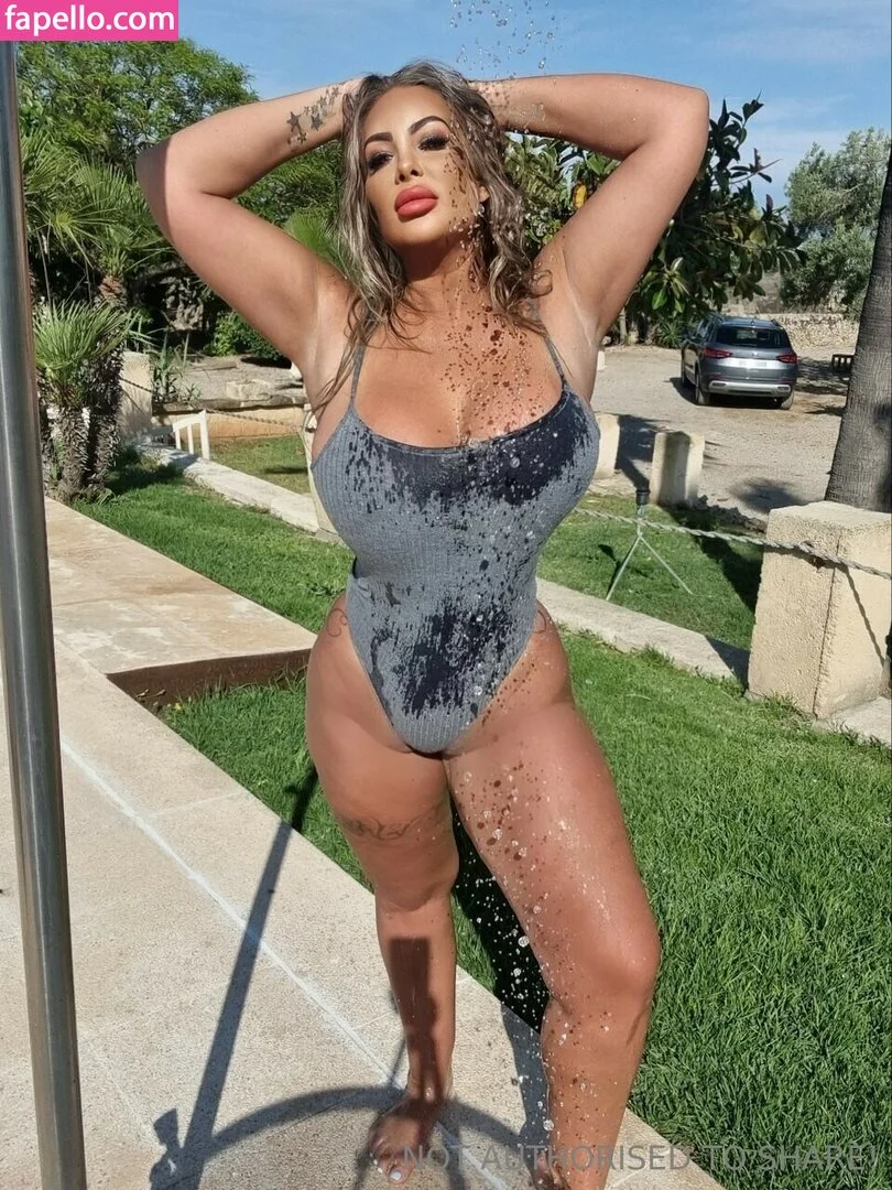 Jema Gilsenan / Princess Levi / levibabestation Onlyfans Photo Gallery 