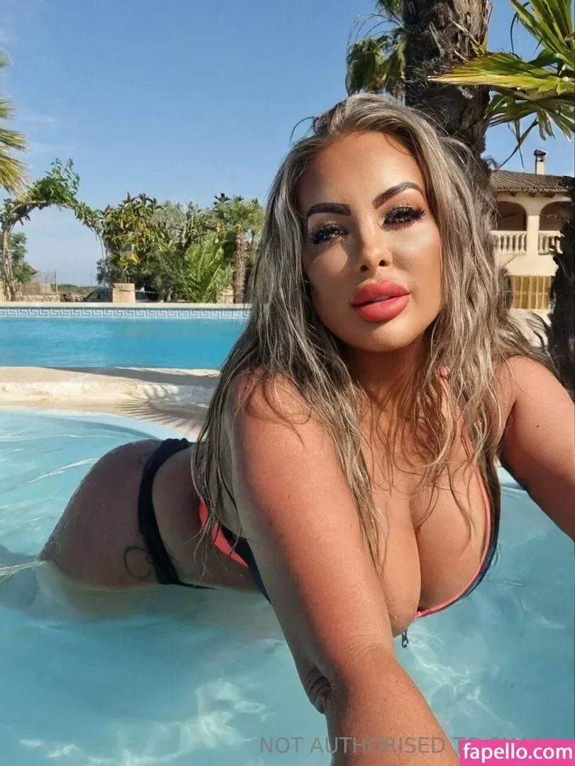 Jema Gilsenan / Princess Levi / levibabestation Onlyfans Photo Gallery 