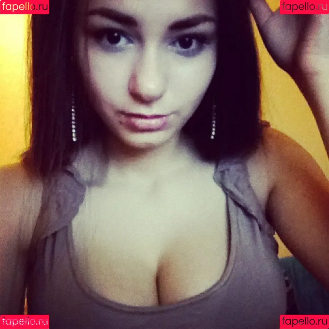Helga Lovekaty / helga_model / helgavalkyrie Onlyfans Photo Gallery 
