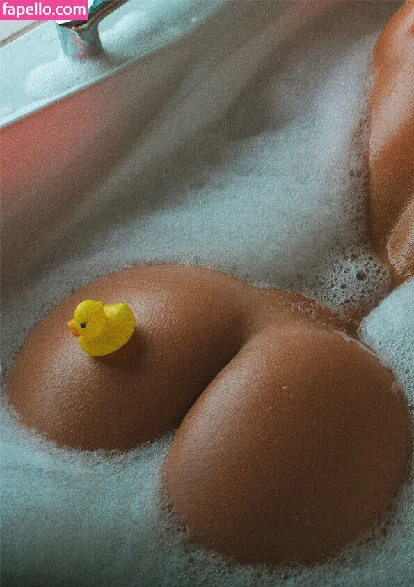 Helga Lovekaty / helga_model / helgavalkyrie Onlyfans Photo Gallery 