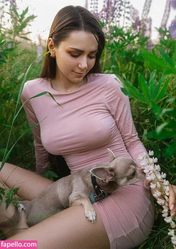 Helga Lovekaty / helga_model / helgavalkyrie Onlyfans Photo Gallery 