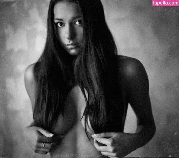 Helga Lovekaty / helga_model / helgavalkyrie Onlyfans Photo Gallery 