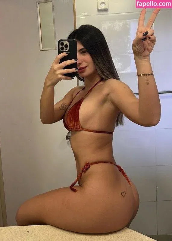 Amit Havusha / acrazybitch / amithavusha Onlyfans Photo Gallery 