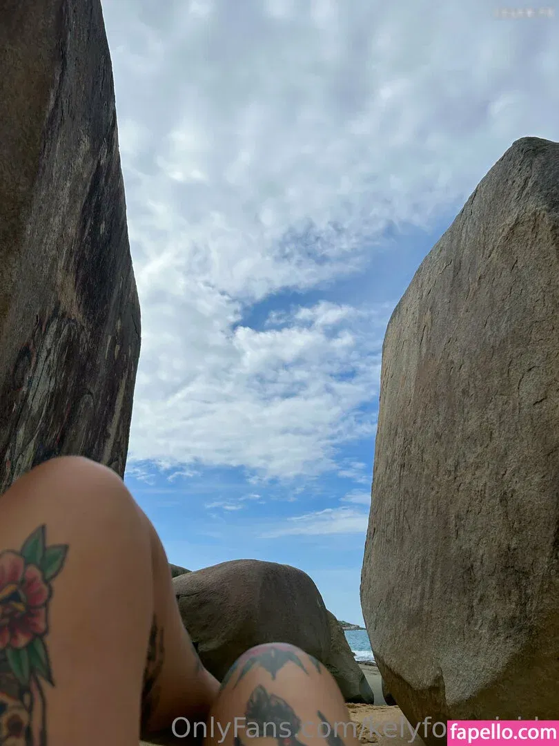 Kely fox / kelyfox_ / kelyfoxsuicide Onlyfans Photo Gallery 