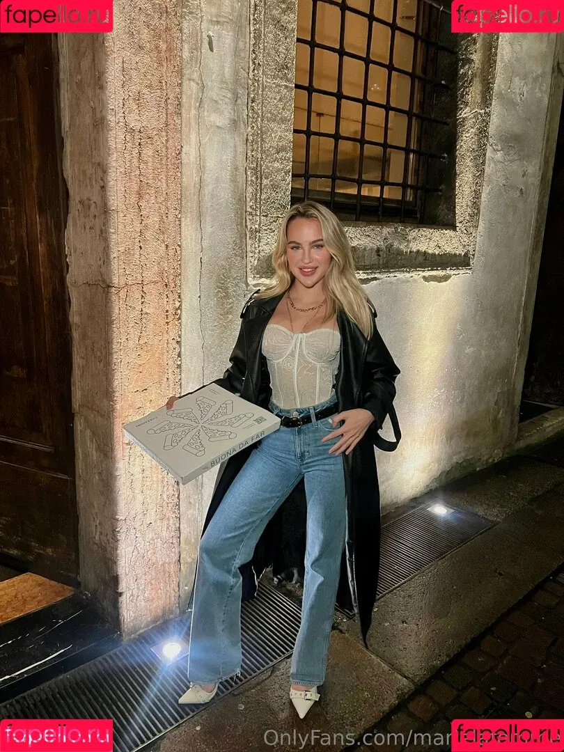 marielivewell / marillewellyn Onlyfans Photo Gallery 