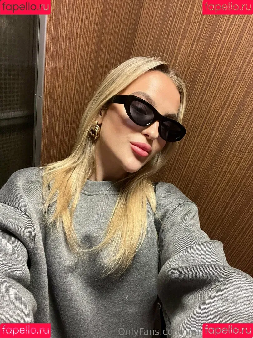 marielivewell / marillewellyn Onlyfans Photo Gallery 
