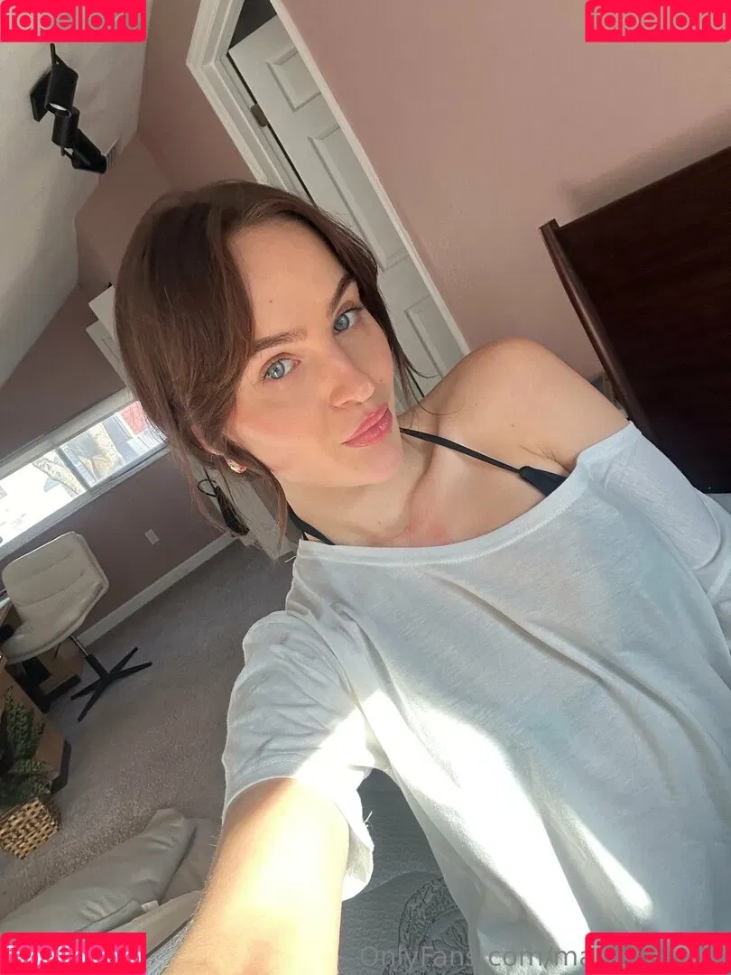 marielivewell / marillewellyn Onlyfans Photo Gallery 