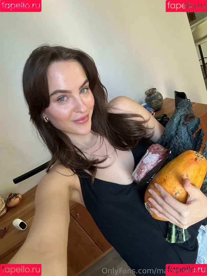 marielivewell / marillewellyn Onlyfans Photo Gallery 