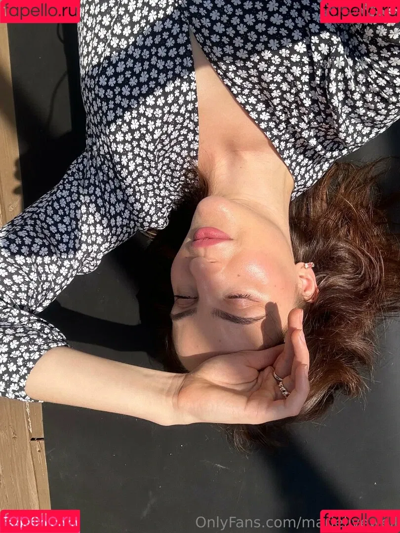 marielivewell / marillewellyn Onlyfans Photo Gallery 