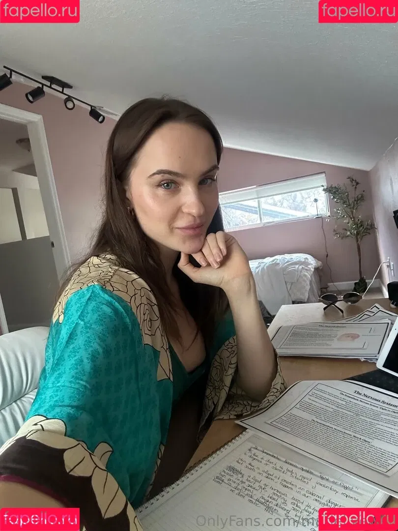 marielivewell / marillewellyn Onlyfans Photo Gallery 