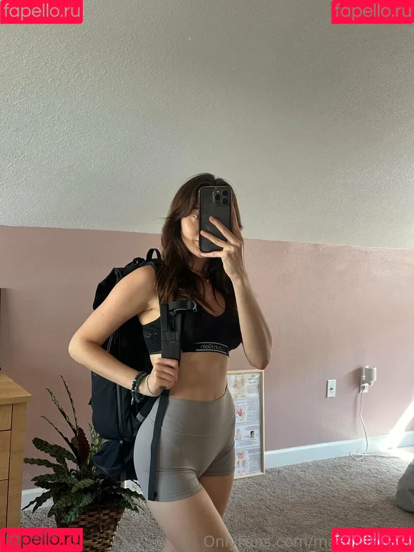 marielivewell / marillewellyn Onlyfans Photo Gallery 