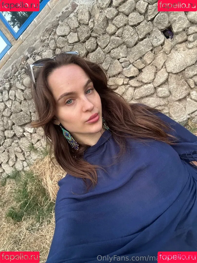 marielivewell / marillewellyn Onlyfans Photo Gallery 