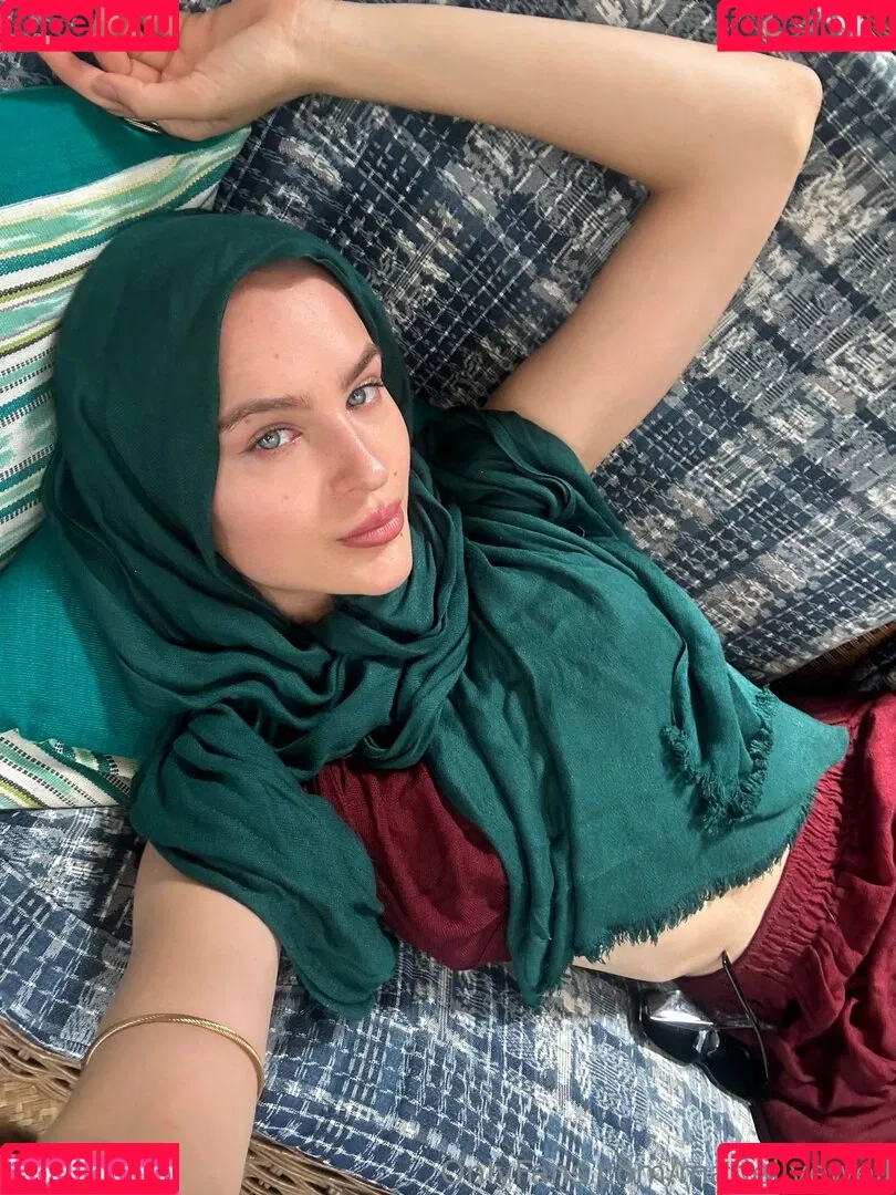 marielivewell / marillewellyn Onlyfans Photo Gallery 