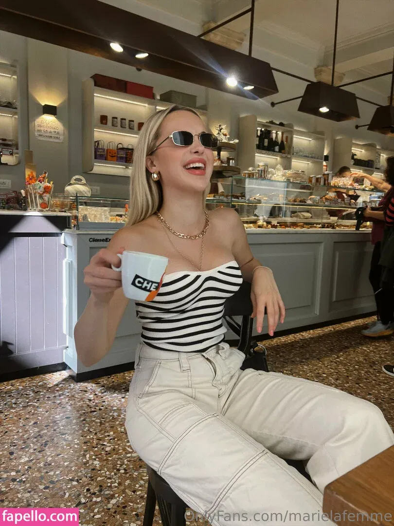 marielivewell / marillewellyn Onlyfans Photo Gallery 