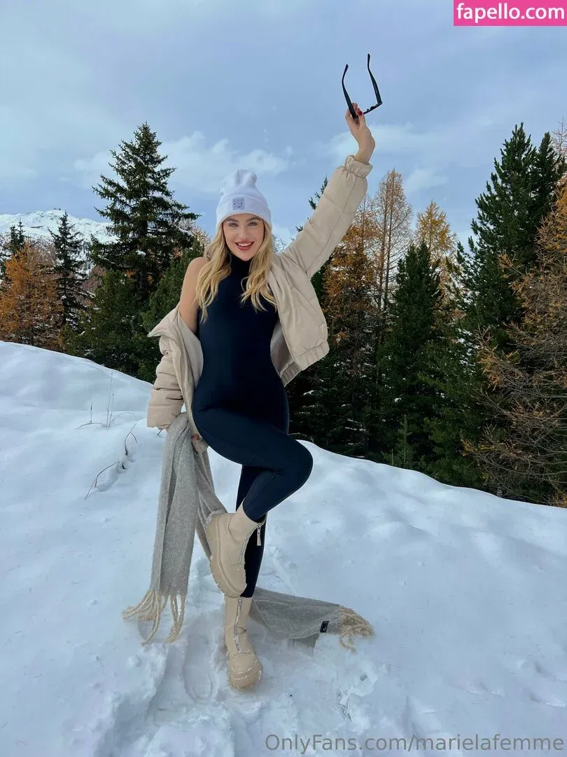 marielivewell / marillewellyn Onlyfans Photo Gallery 