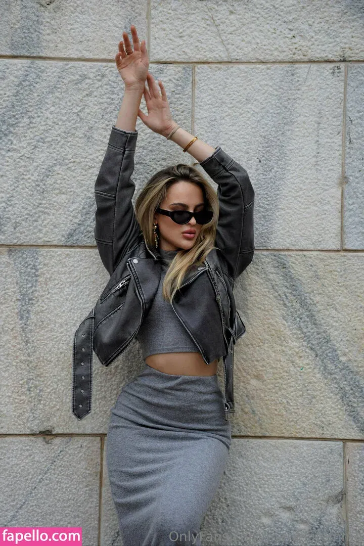 marielivewell / marillewellyn Onlyfans Photo Gallery 