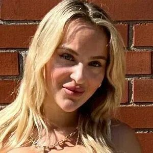 marielivewell / marillewellyn Onlyfans Photo Gallery 