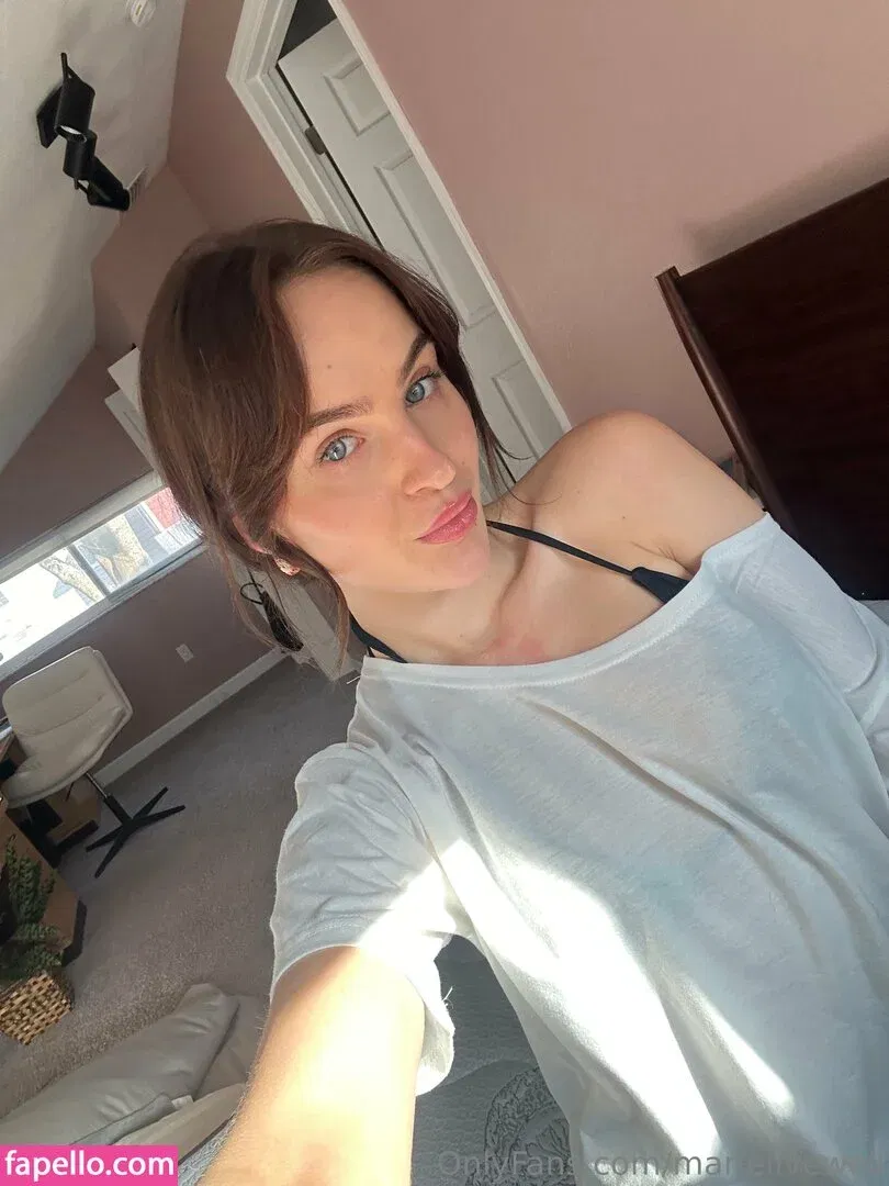 marielivewell / marillewellyn Onlyfans Photo Gallery 