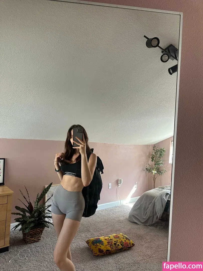 marielivewell / marillewellyn Onlyfans Photo Gallery 