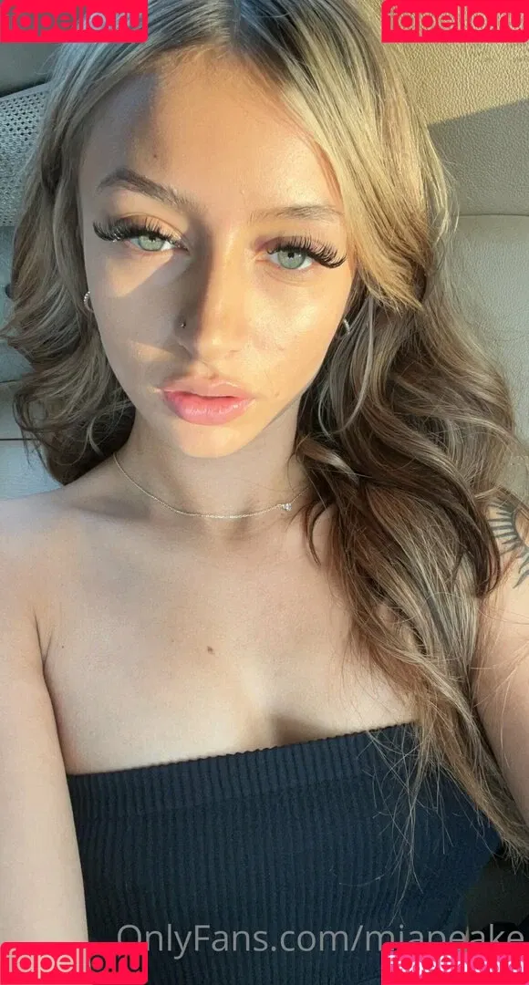 mia.angelina / sincerely_nymphie Onlyfans Photo Gallery 