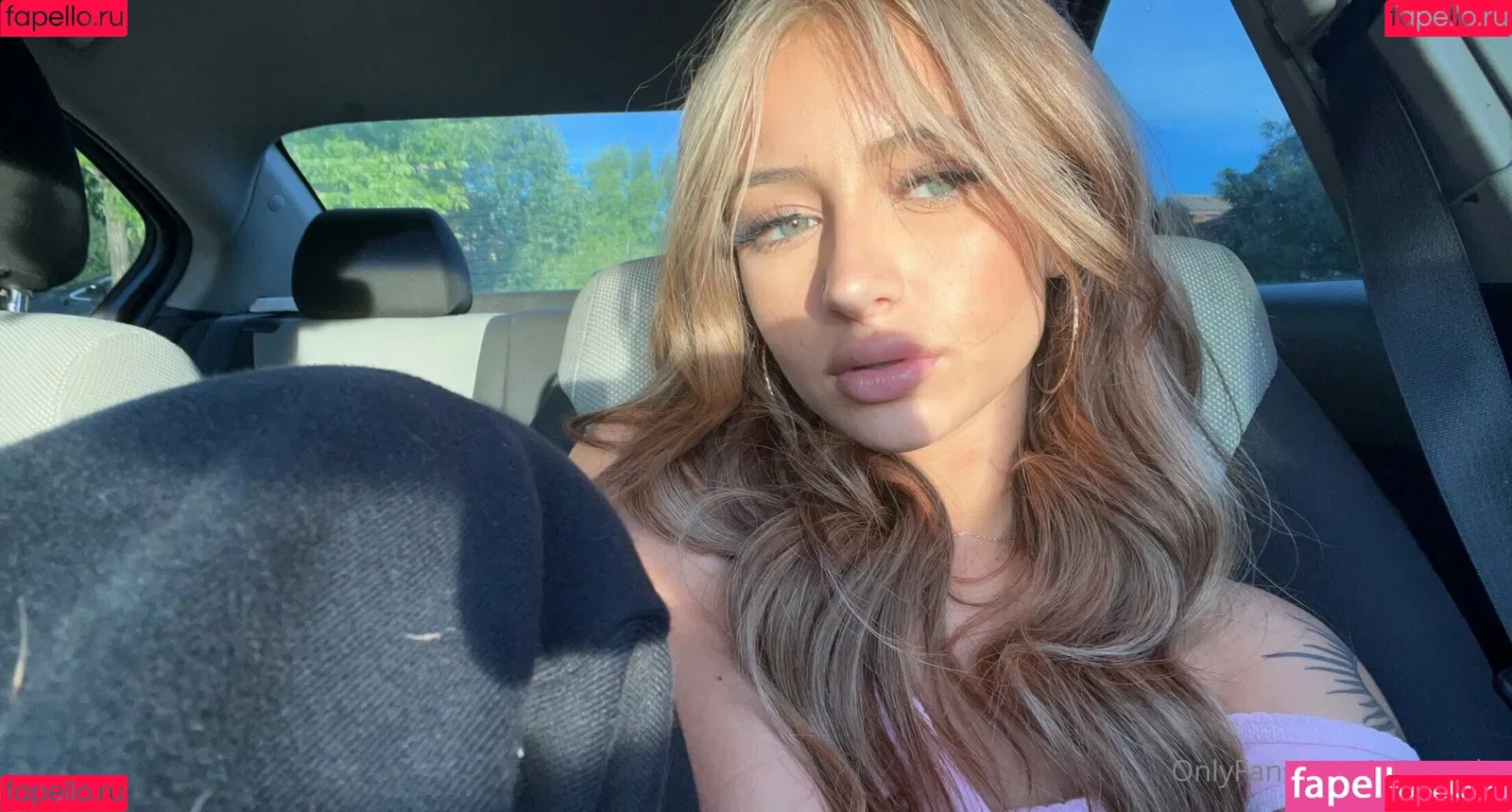 mia.angelina / sincerely_nymphie Onlyfans Photo Gallery 