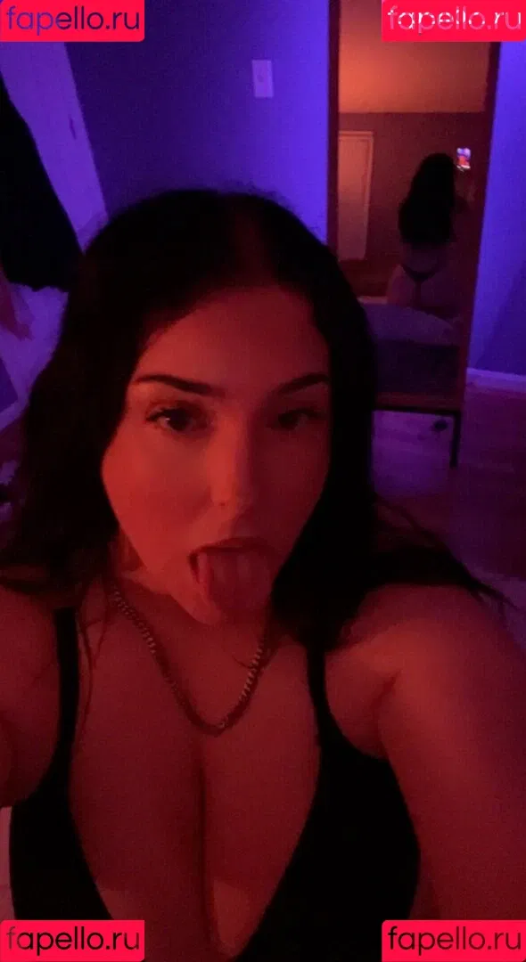 Angelinuhz / iloveangelinas Onlyfans Photo Gallery 