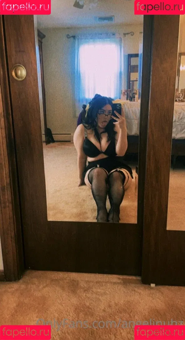 Angelinuhz / iloveangelinas Onlyfans Photo Gallery 