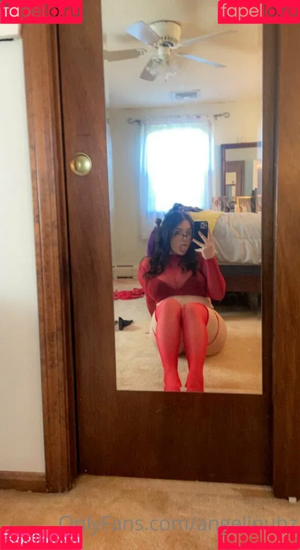 Angelinuhz / iloveangelinas Onlyfans Photo Gallery 