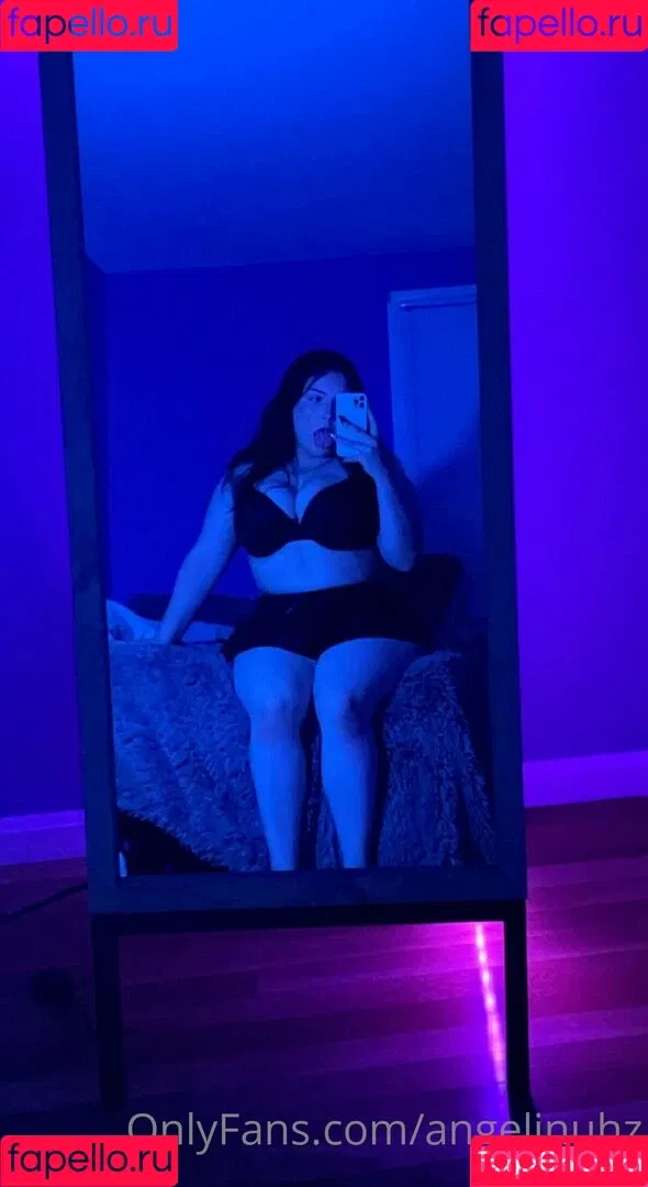 Angelinuhz / iloveangelinas Onlyfans Photo Gallery 