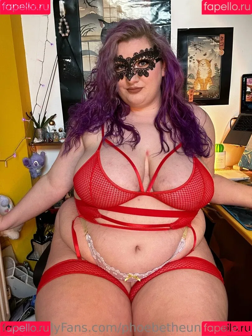 phoebetheunistudent / unironicfeminism Onlyfans Photo Gallery 