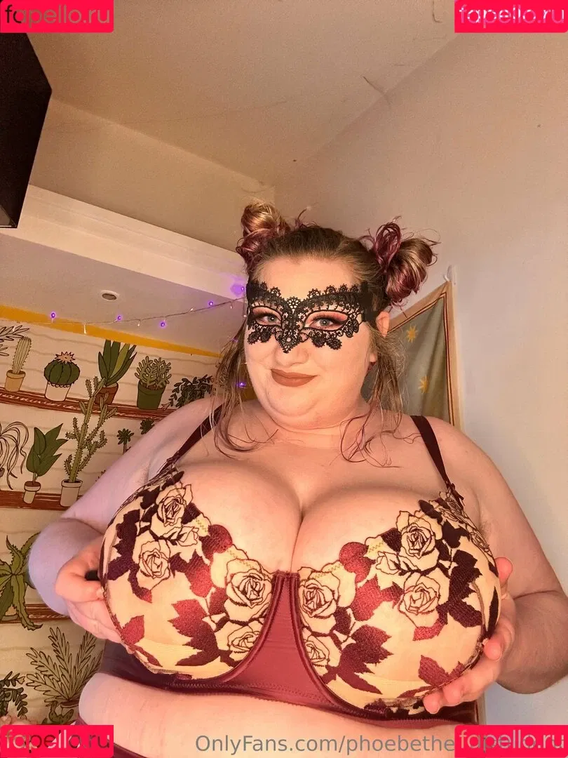 phoebetheunistudent / unironicfeminism Onlyfans Photo Gallery 