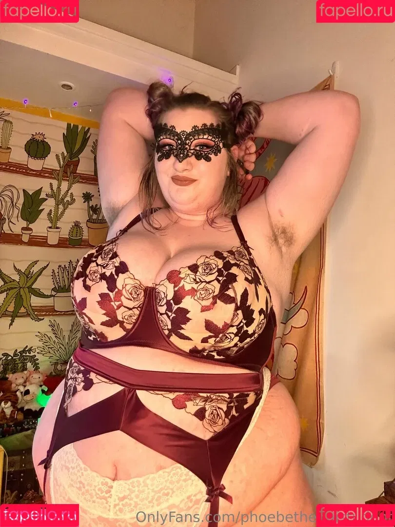 phoebetheunistudent / unironicfeminism Onlyfans Photo Gallery 
