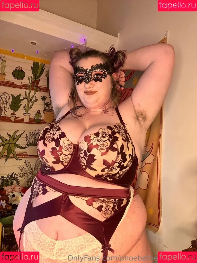 phoebetheunistudent / unironicfeminism Onlyfans Photo Gallery 
