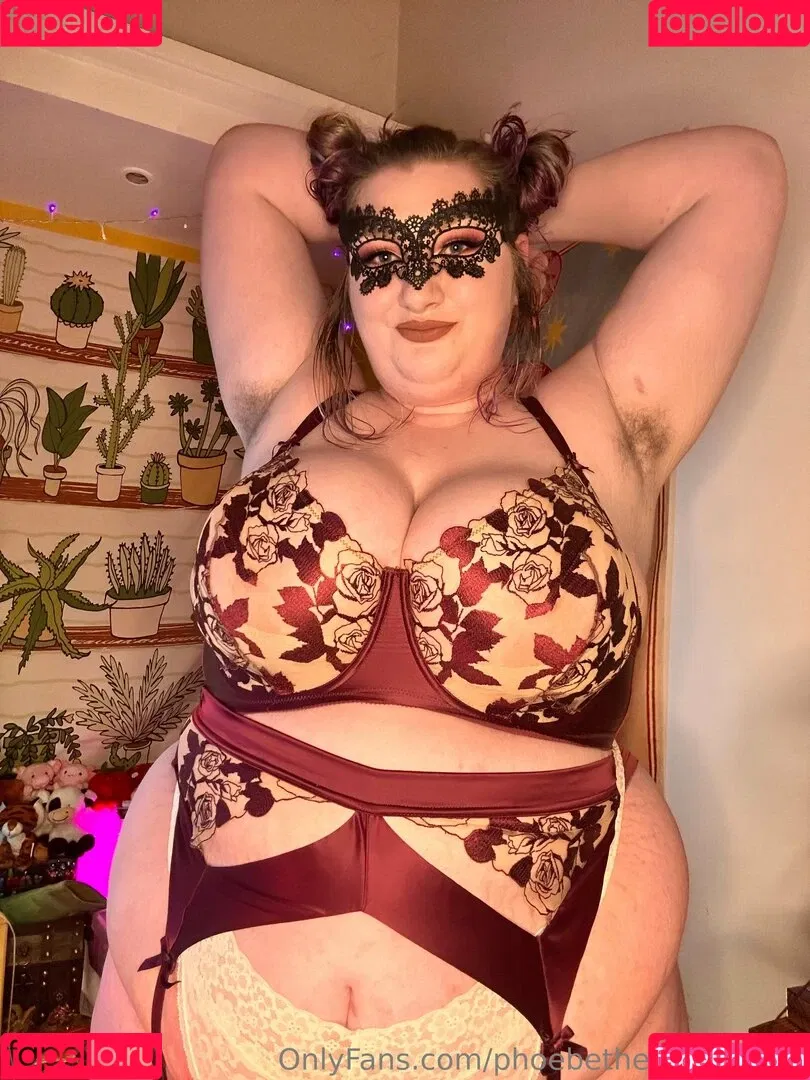 phoebetheunistudent / unironicfeminism Onlyfans Photo Gallery 