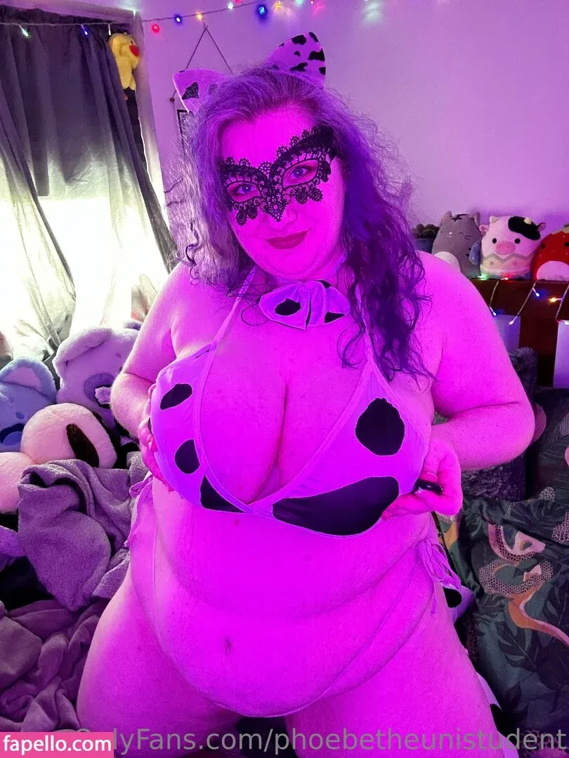 phoebetheunistudent / unironicfeminism Onlyfans Photo Gallery 