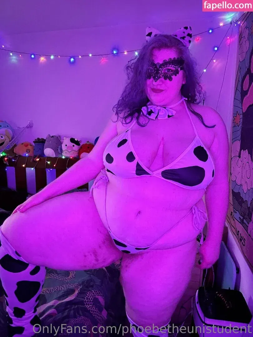 phoebetheunistudent / unironicfeminism Onlyfans Photo Gallery 