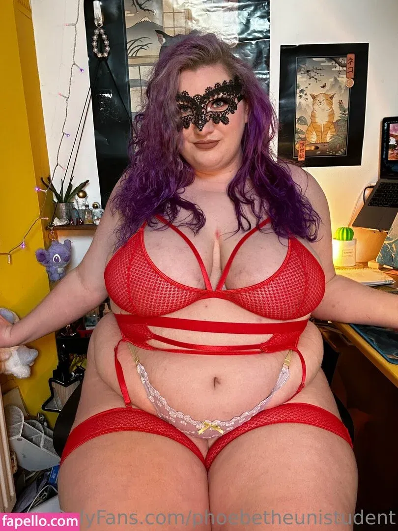 phoebetheunistudent / unironicfeminism Onlyfans Photo Gallery 