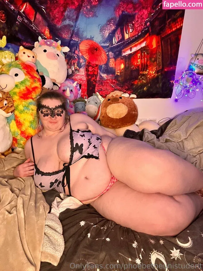 phoebetheunistudent / unironicfeminism Onlyfans Photo Gallery 