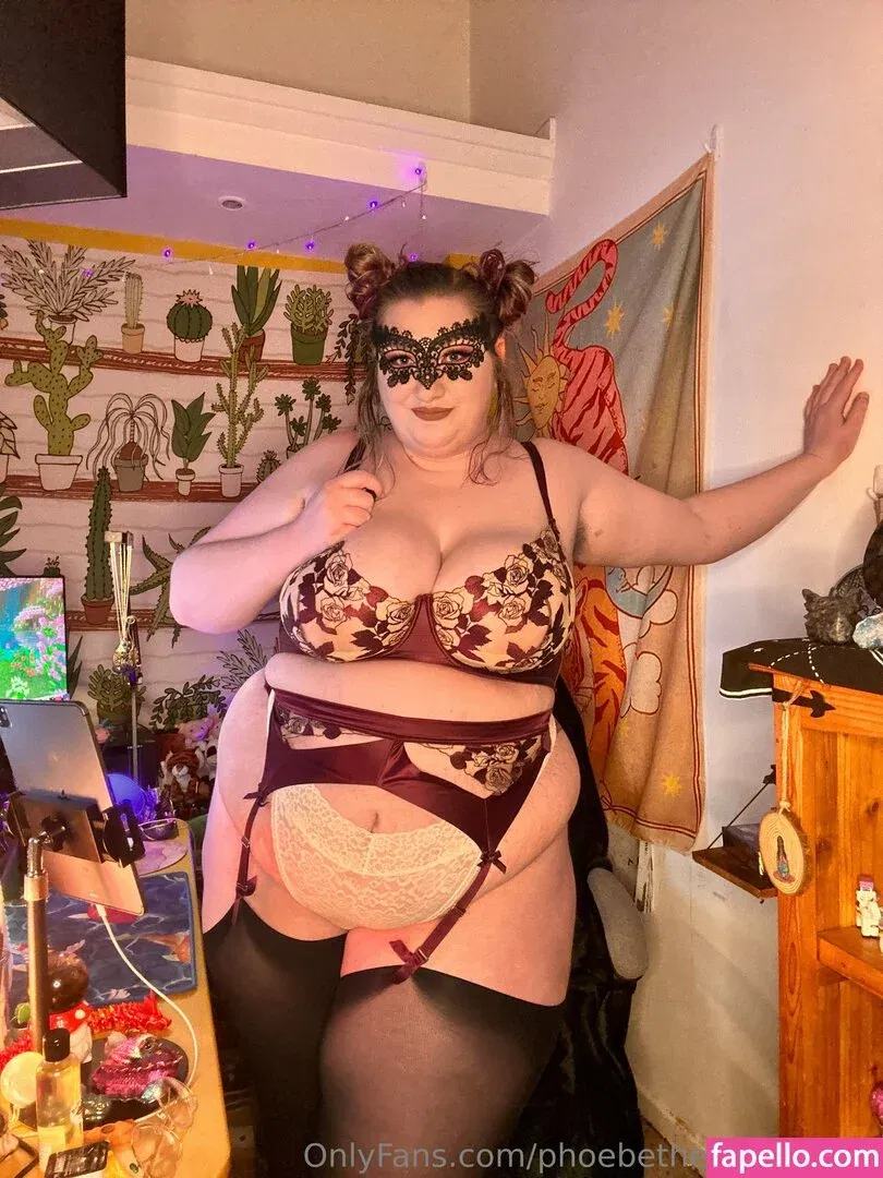 phoebetheunistudent / unironicfeminism Onlyfans Photo Gallery 