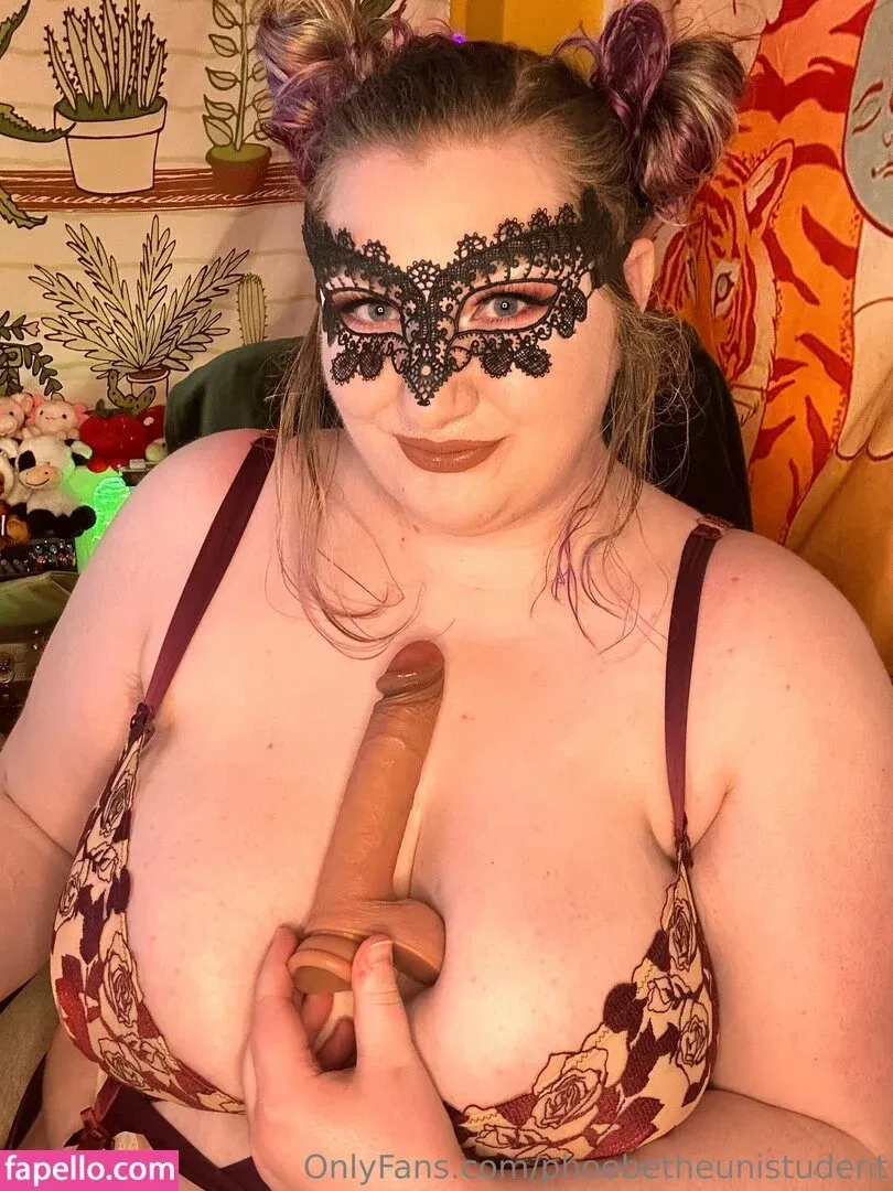 phoebetheunistudent / unironicfeminism Onlyfans Photo Gallery 