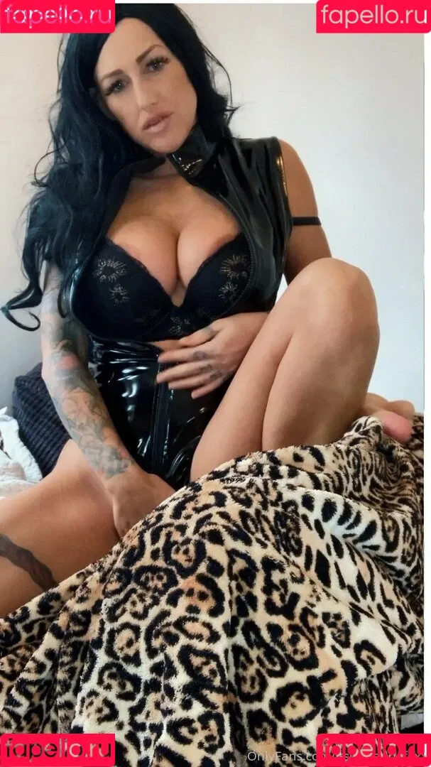itsamina21 / itsjordannafoxx Onlyfans Photo Gallery 