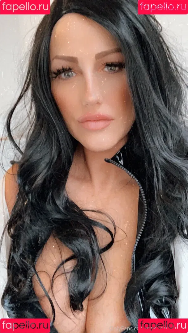 itsamina21 / itsjordannafoxx Onlyfans Photo Gallery 