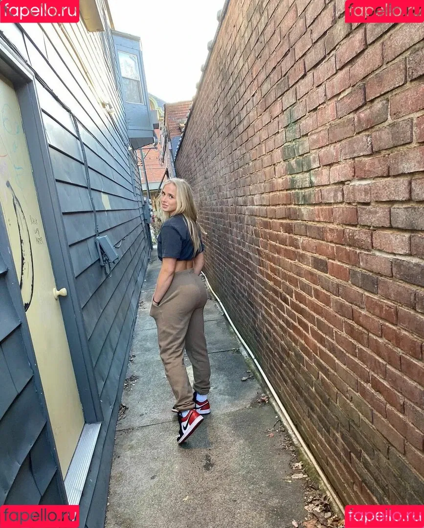 Hailey Van Lith / haileyvanlith Onlyfans Photo Gallery 