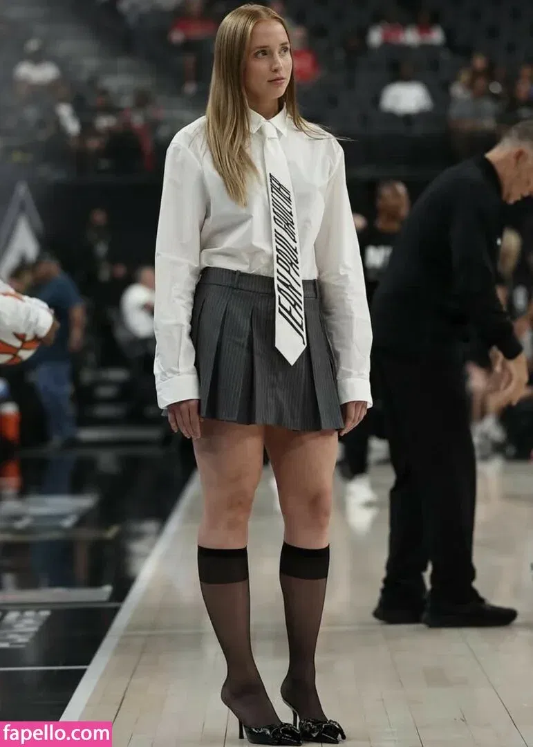 Hailey Van Lith / haileyvanlith Onlyfans Photo Gallery 