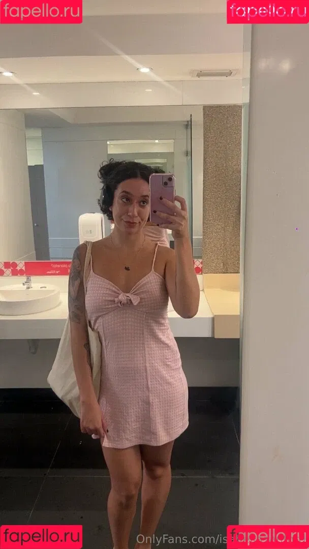 isabella.sanford / isabellasanford Onlyfans Photo Gallery 